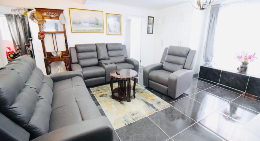 3 Bedroom Property for Sale in Christmas Rock Eastern Cape